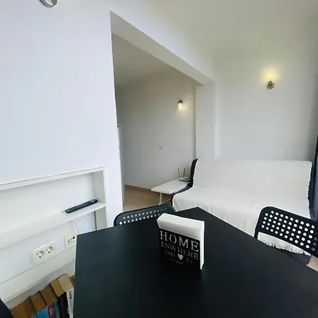 Vista Al Mar El Dorado Апартаменты *